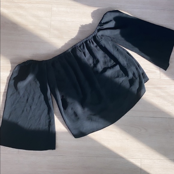 ✨wilfred off the shoulder blouse✨ - Picture 5 of 5
